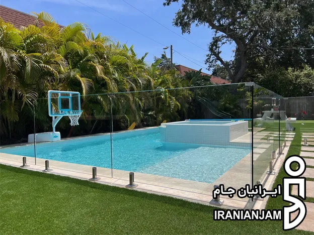 نرده شیشه ای استخر
