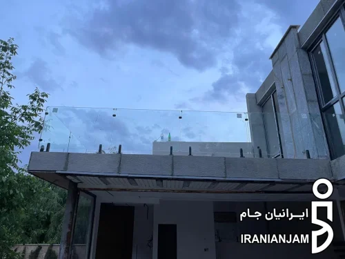 نمونه کار نرده شیشه ای